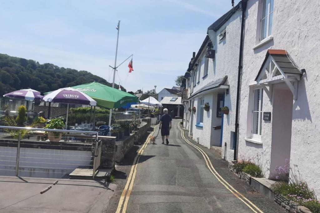 The Cottage , Newton Ferrers Exterior photo